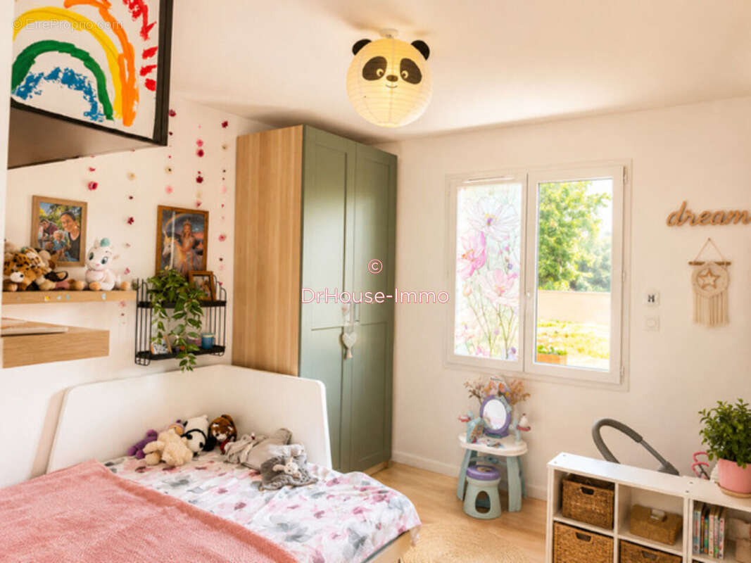 Maison 122 m² à Martignas-Sur-Jalle  - photo 7