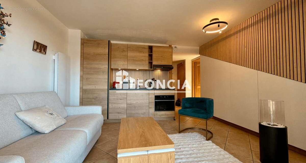 Appartement à CREST-VOLAND