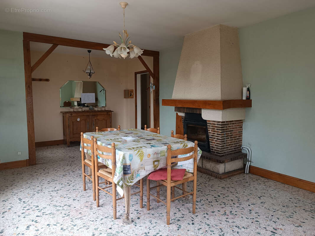 Maison à LA POTERIE-AU-PERCHE