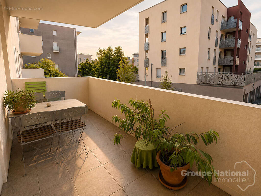 Appartement 3 pièces lumineux à vendre à Istres - Quartier Boulingrin - Saint-Félix - photo 2