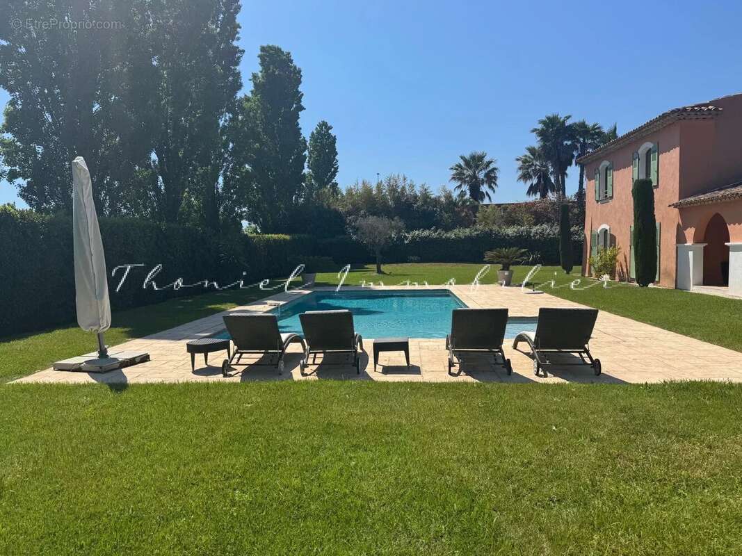 Maison à GRIMAUD