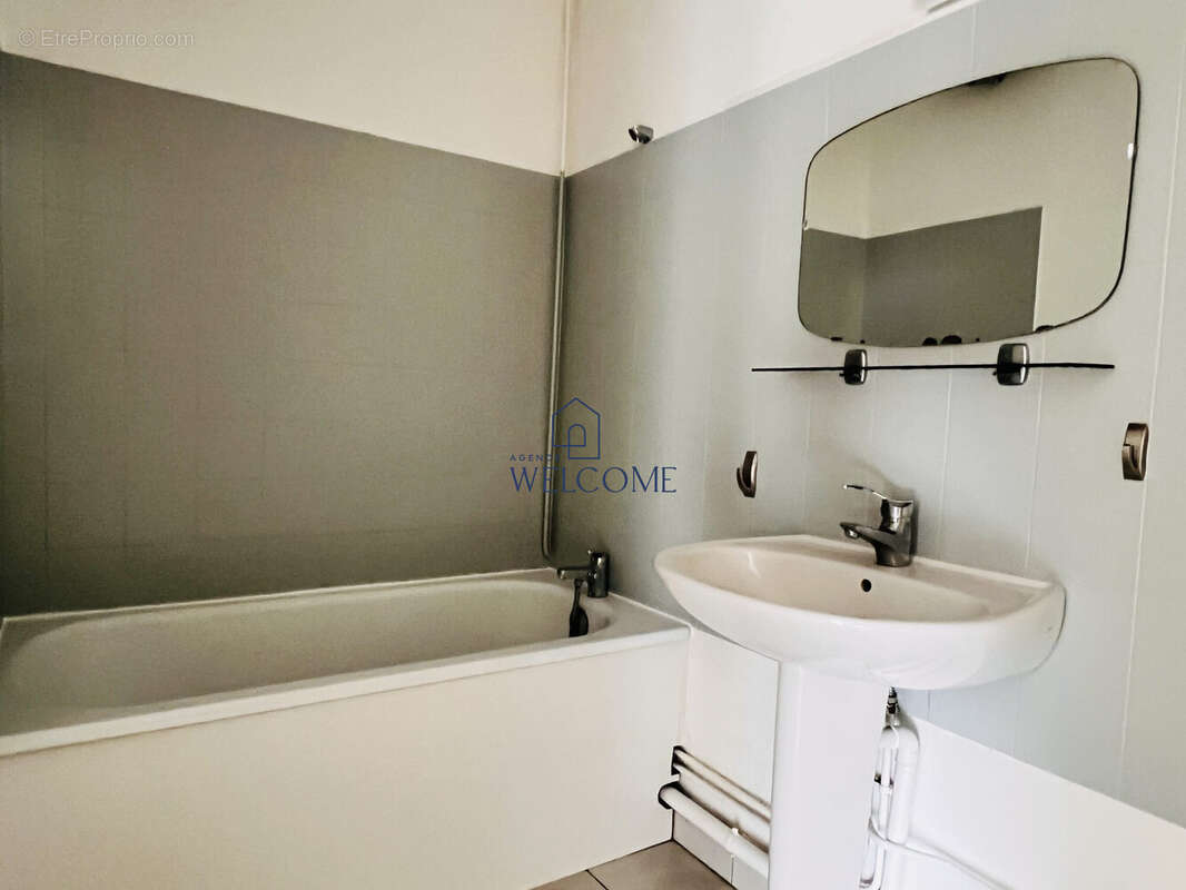 Appartement 64 m² à Bagnols-Sur-Ceze  - photo 8