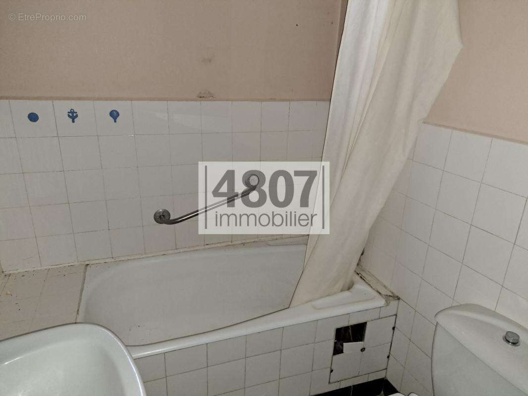 Maison à MONNETIER-MORNEX