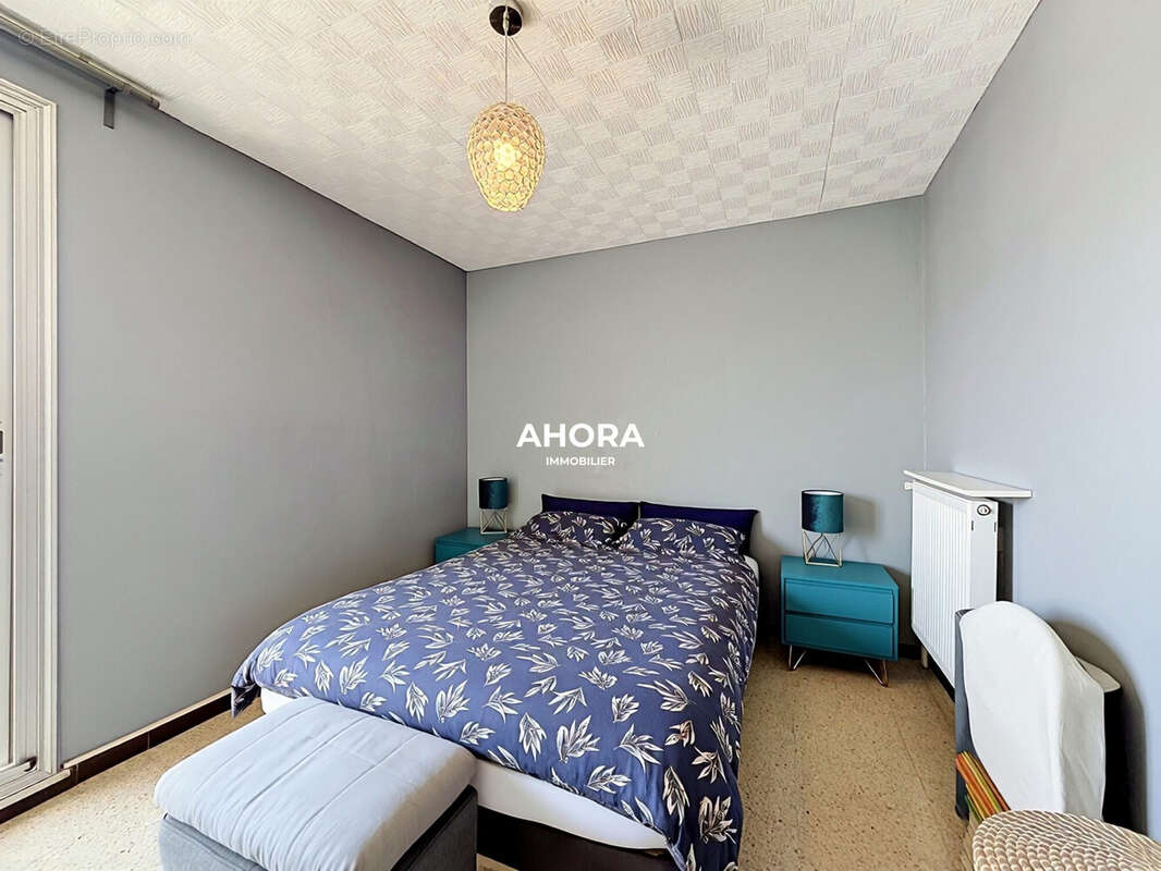 Appartement à MARSEILLE-9E