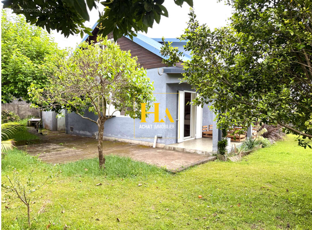 Maison à LES AVIRONS