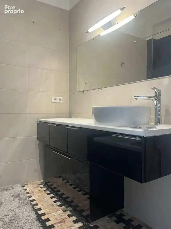 Appartement lumineux 2 pièces avec vue mer à Fabron - photo 5