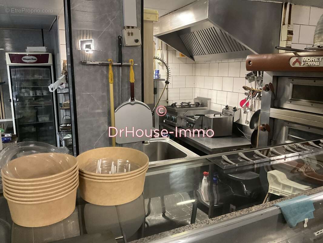 Commerce à PARIS-11E