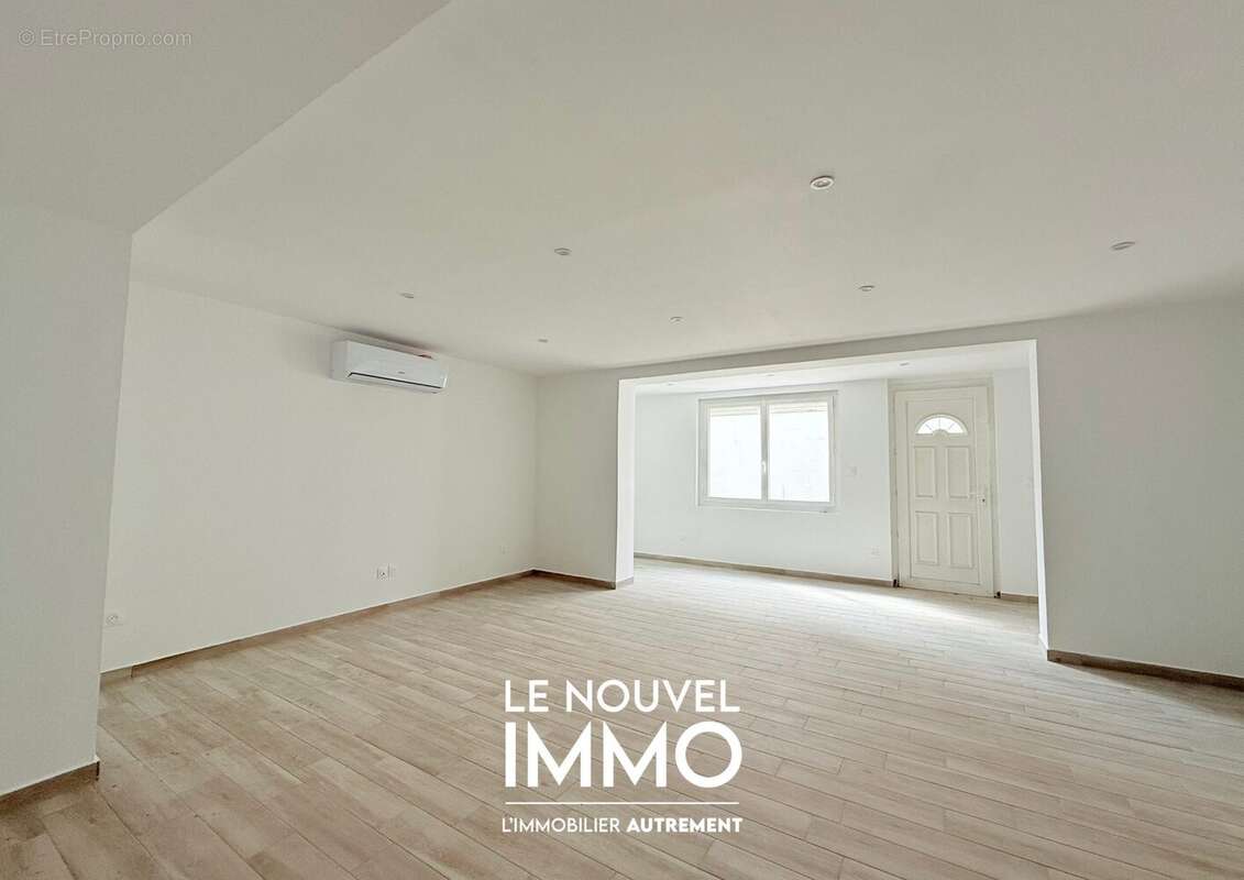 Appartement à ROGNAC