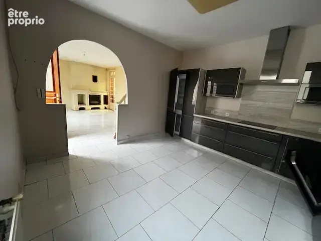 Maison de bourg avec courette - photo 4