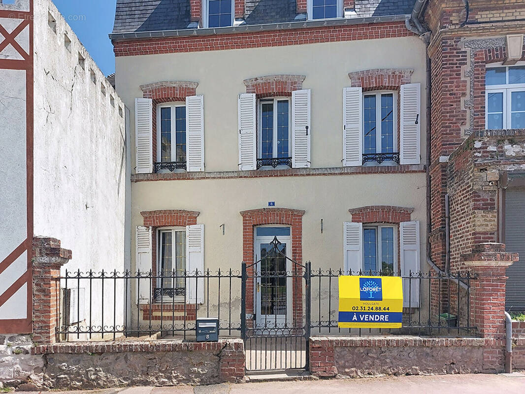 Maison à DIVES-SUR-MER