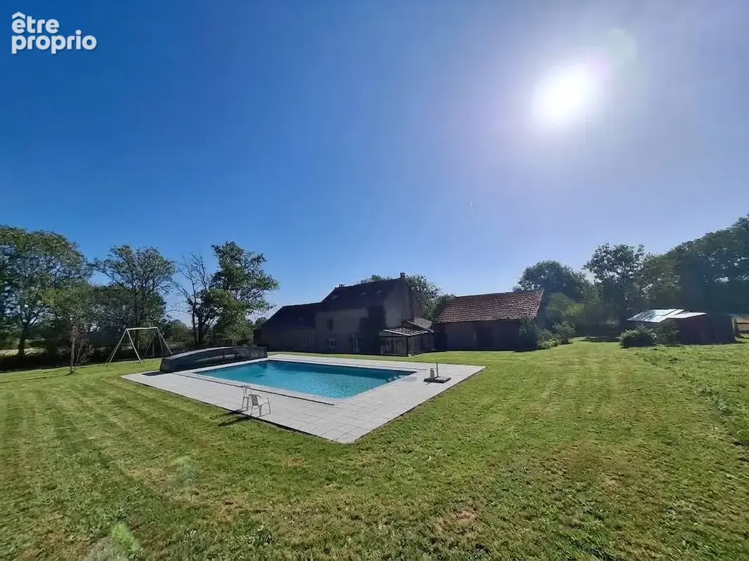 Maison 10 pièces 300 m² à vendre à Teilhede (63460) - photo 6