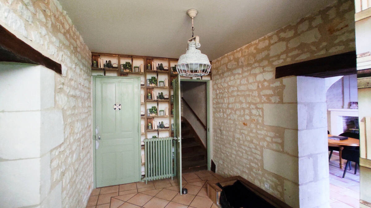 Maison 164m² à saint-gervais-les-trois-clochers - photo 3