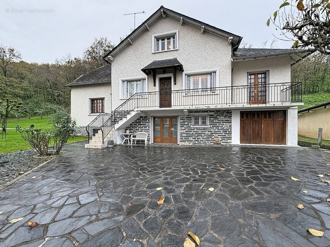 Maison à SAINT-VIANCE