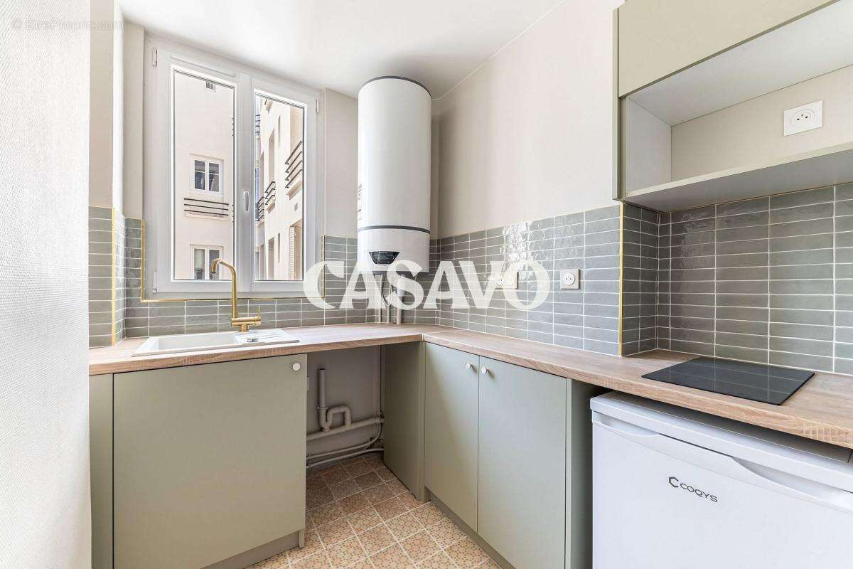 Appartement à PARIS-14E