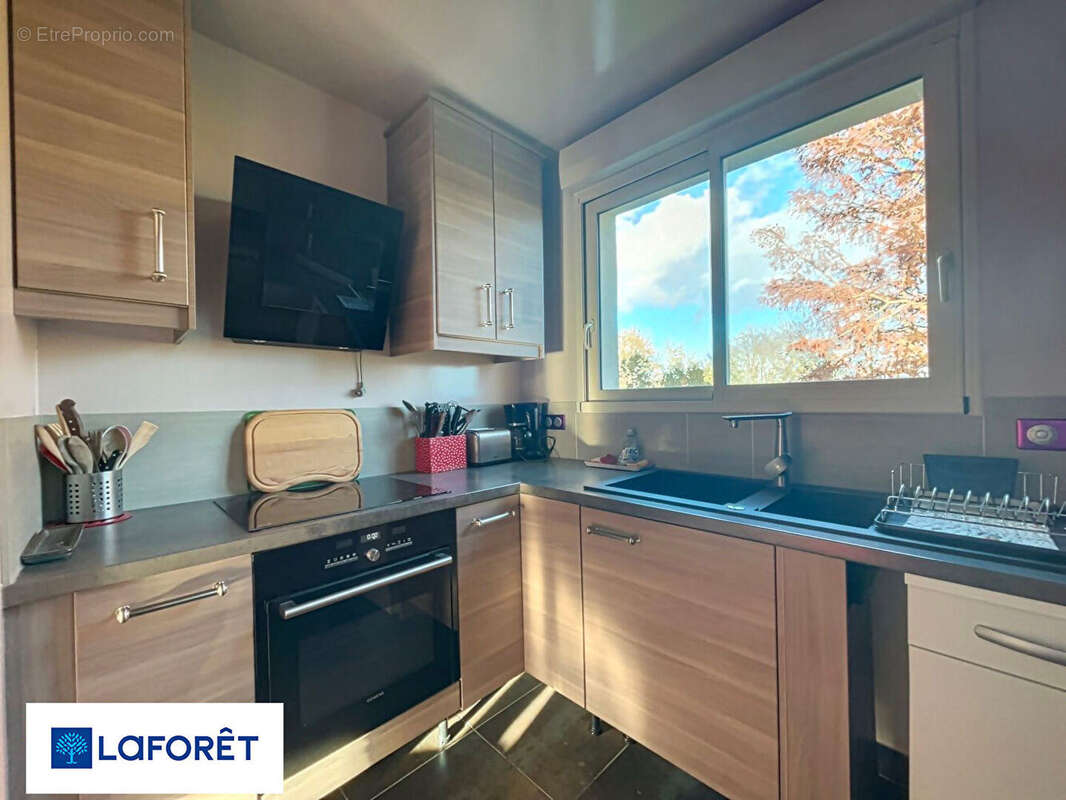 Appartement à SAINT-FARGEAU-PONTHIERRY