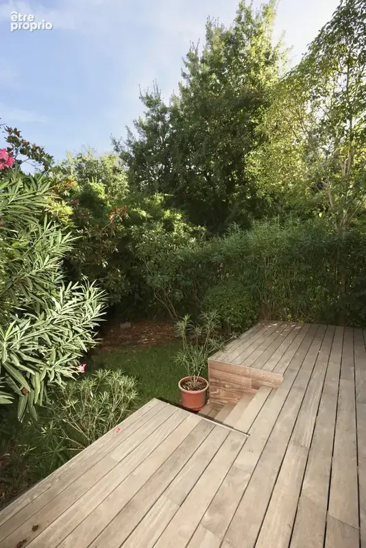 SAINT-TROPEZ : Appartement 4 pièces de 80 m² entièrement rénové, jardin de 100 m², piscine - photo 20