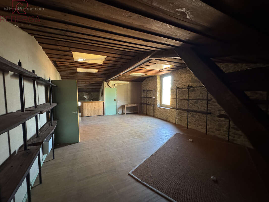 2200 m² à Mazamet  - photo 5