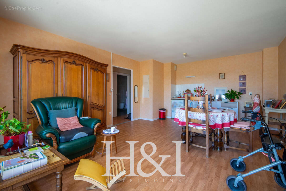 Appartement en résidence sénior - photo 3
