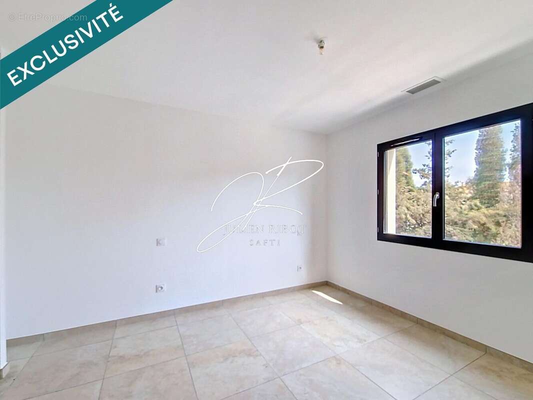 Photo 5 - Maison à LESPIGNAN