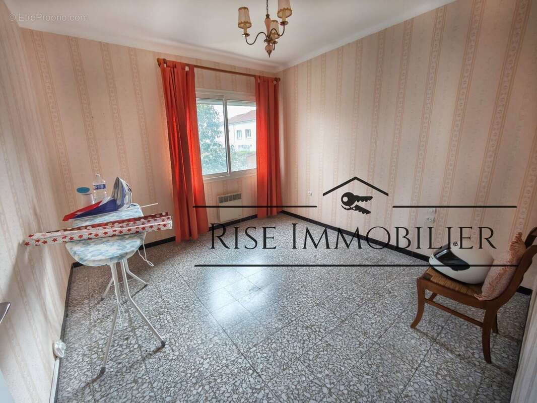 Appartement à BEZIERS