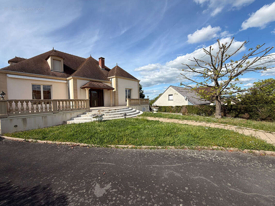 Villa aux prestations rares ! volumes, confort & accessibilité - photo 16
