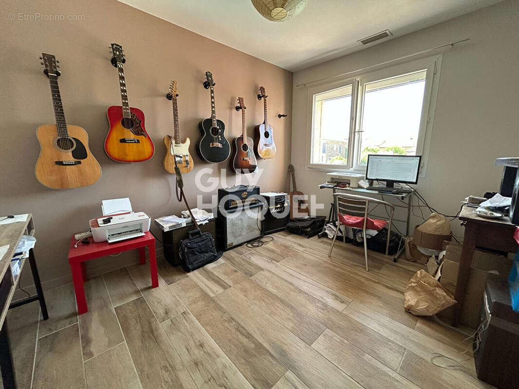 Maison neuve 7 pièces à vendre à Roubia - 294 900 - photo 9