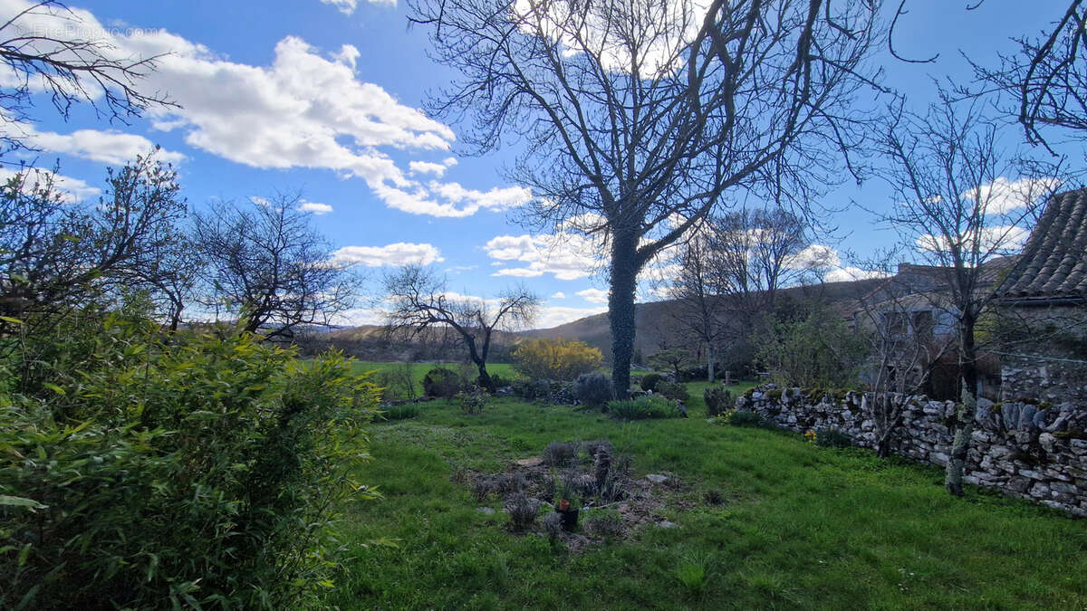 Maison à CAMPESTRE-ET-LUC