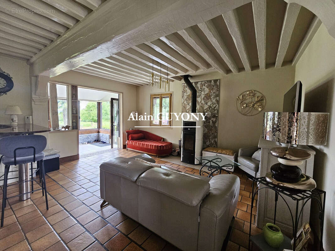 Maison à PONT-L'EVEQUE
