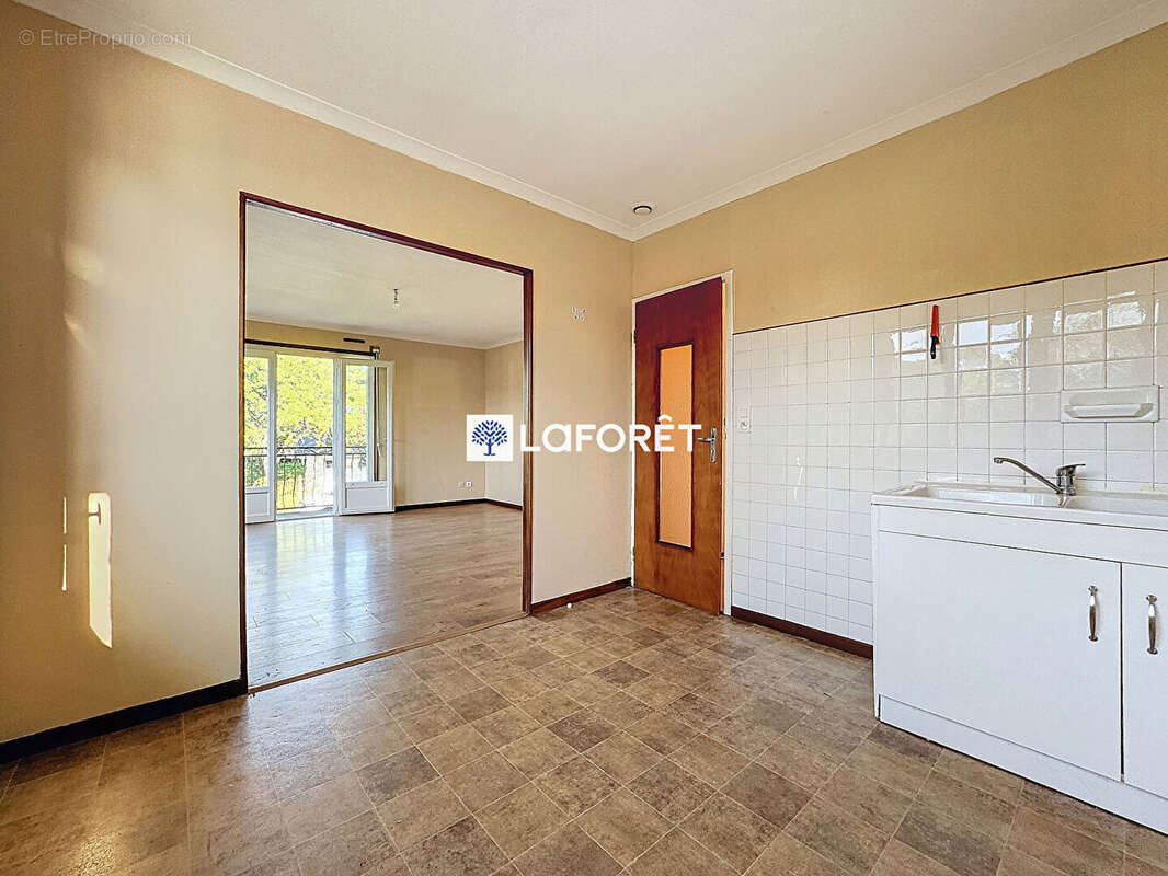 Maison à MUR-DE-BARREZ