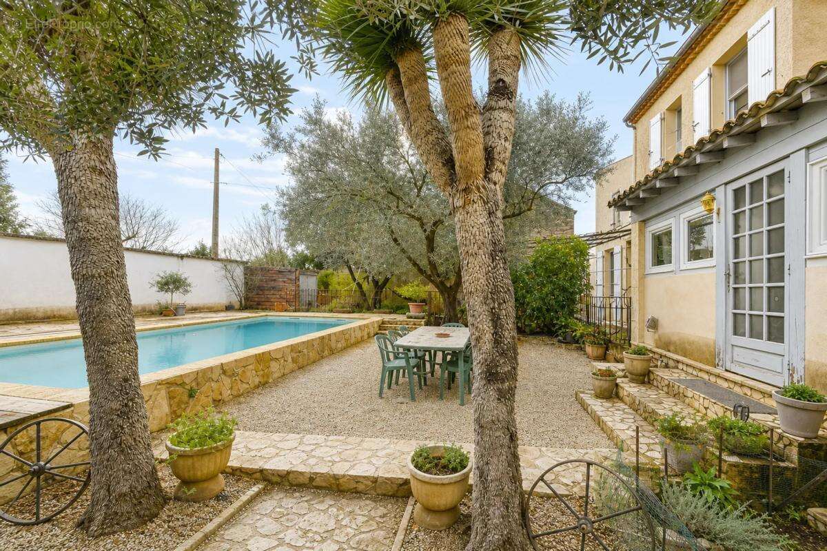 Maison à MONTFAUCON