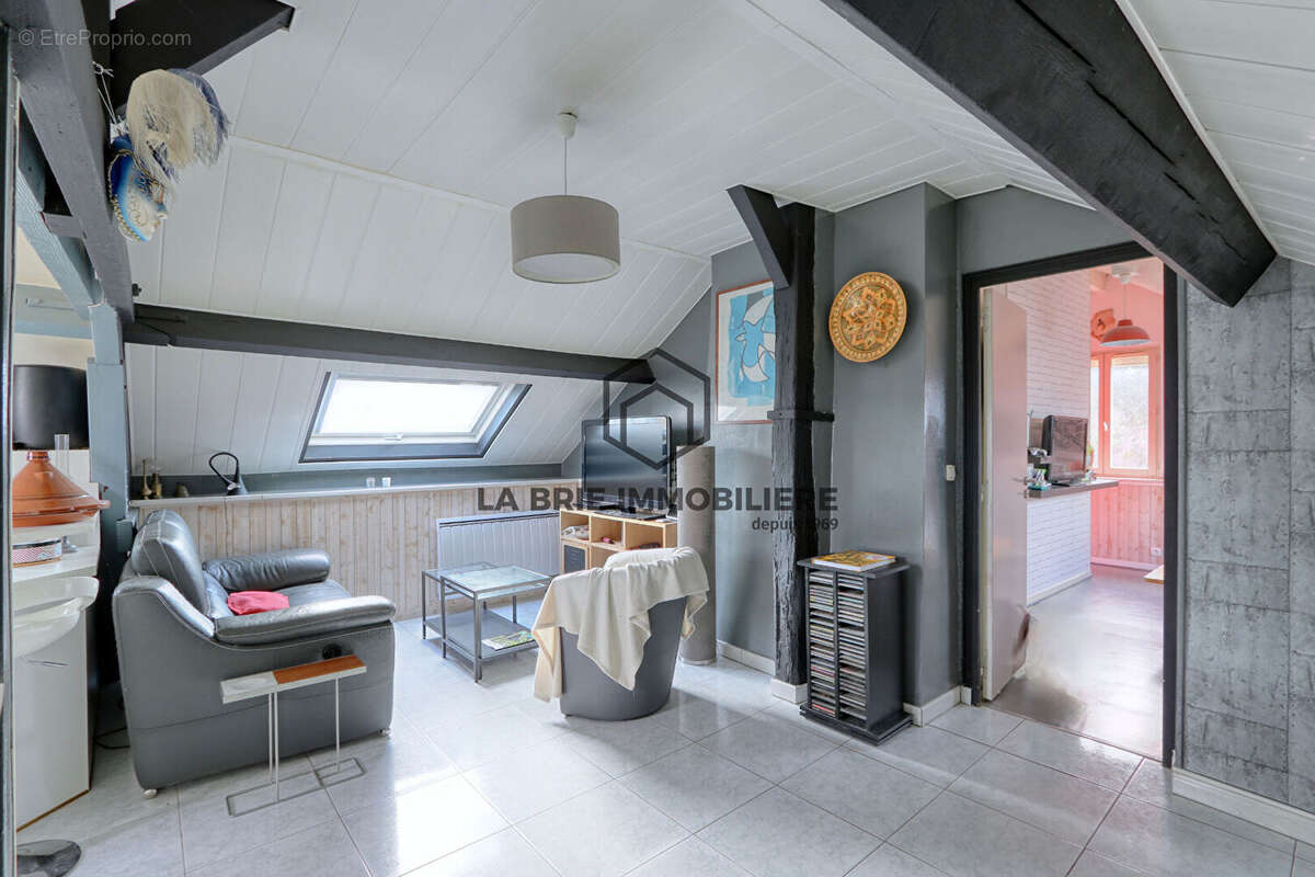 Appartement à VILLECRESNES