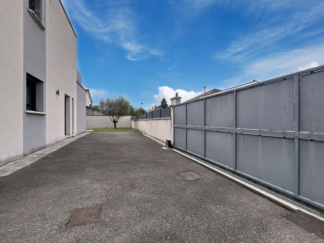 Maison toit terrasse Chassieu - photo 22