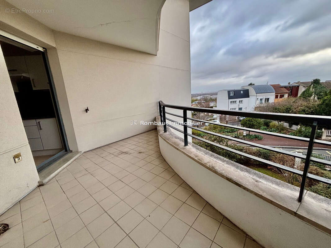 Appartement à SURESNES
