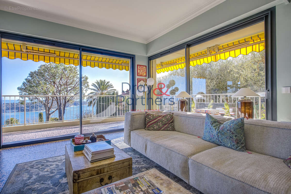 Appartement à VILLEFRANCHE-SUR-MER