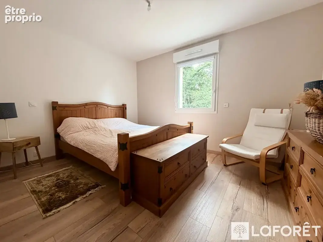 A Vendre, Maison de plain-pied, 4 chambres, garage, jardin, Cuchery - photo 3