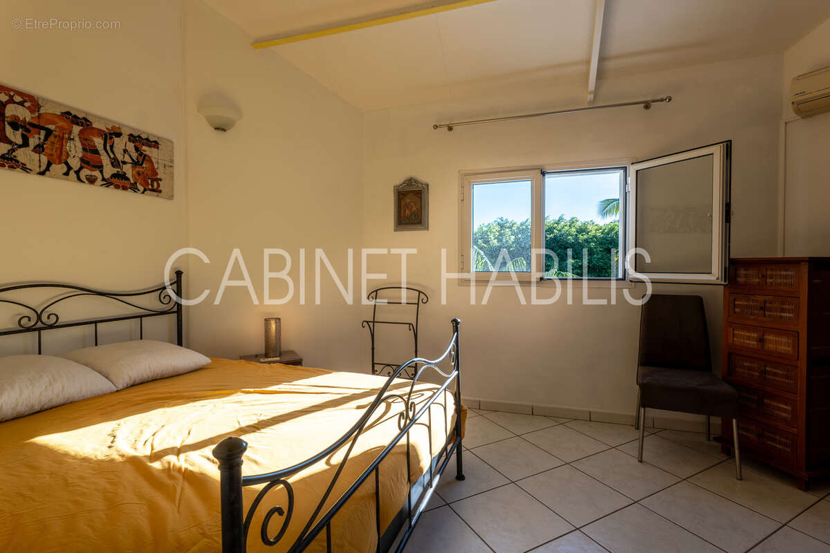 A vendre -  villa f6 de 206.45 m2 environ - saint joseph - 455 000 € - photo 24