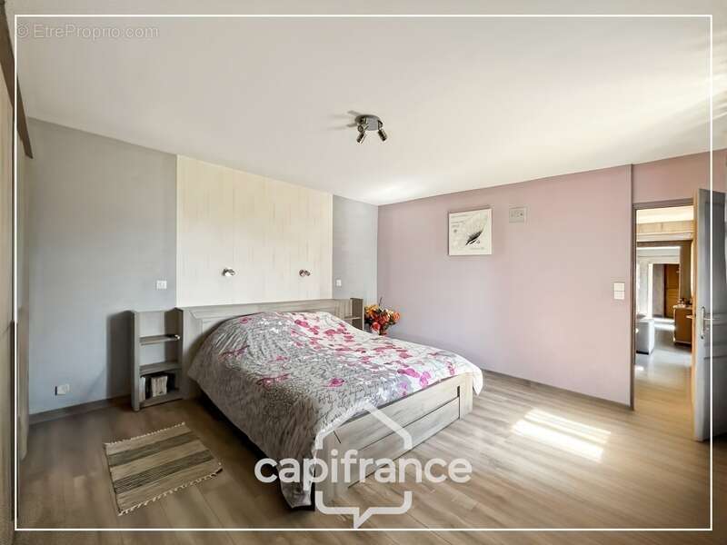 Maison à BIVILLE-LA-BAIGNARDE