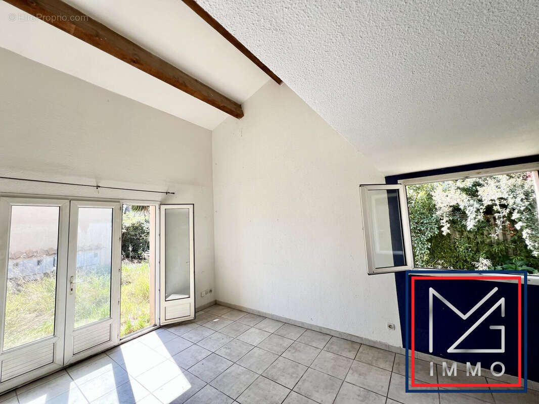 Maison à SIX-FOURS-LES-PLAGES