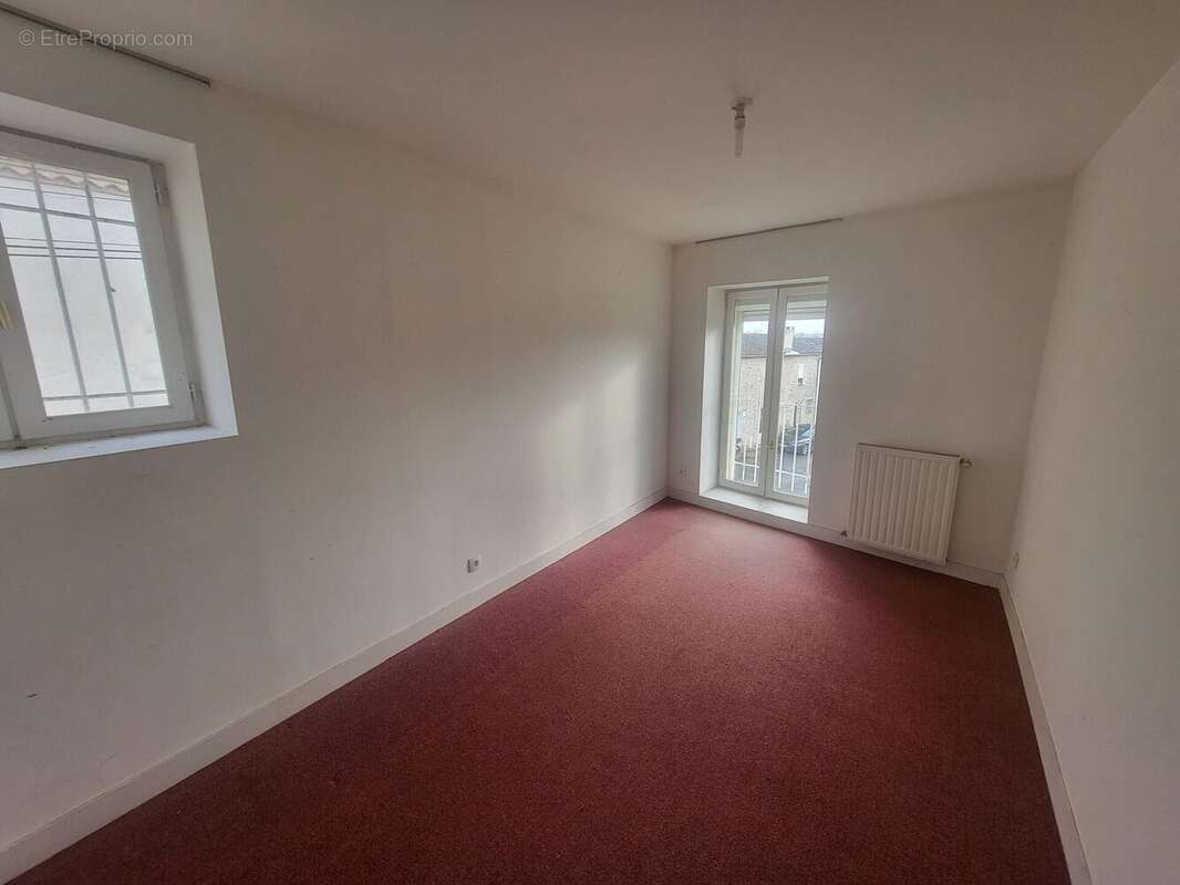 Photo 9 - Maison à CASSEUIL