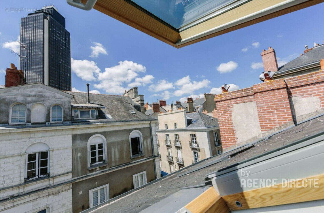 Nantes Centre - Duplex 33,62 m² - Dernier étage - photo 3