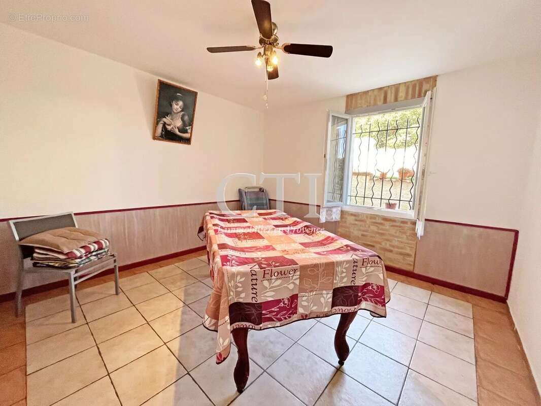 Maison à VAISON-LA-ROMAINE