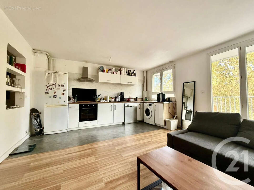 Appartement à CLICHY