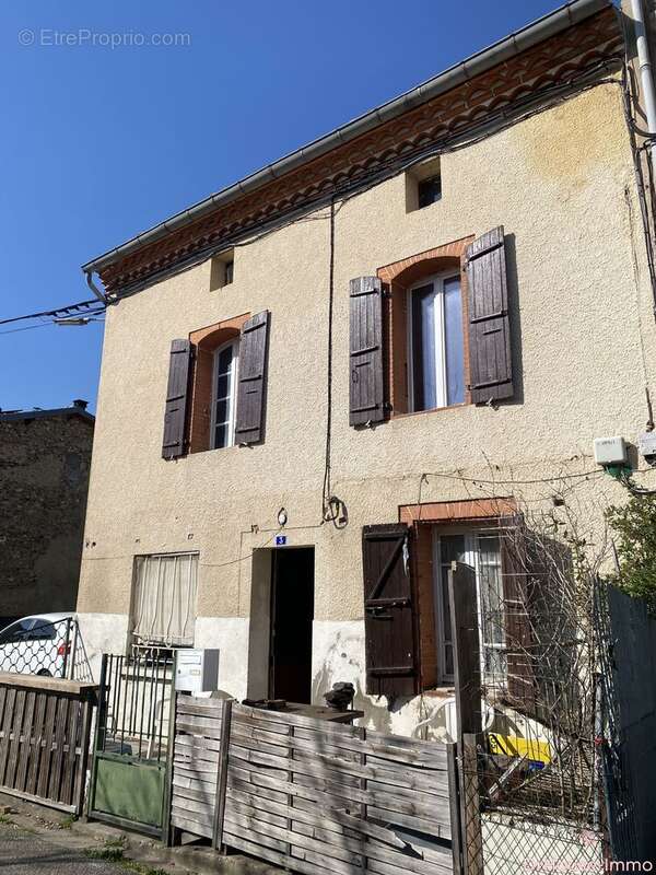 Maison à LA TOUR-DU-CRIEU
