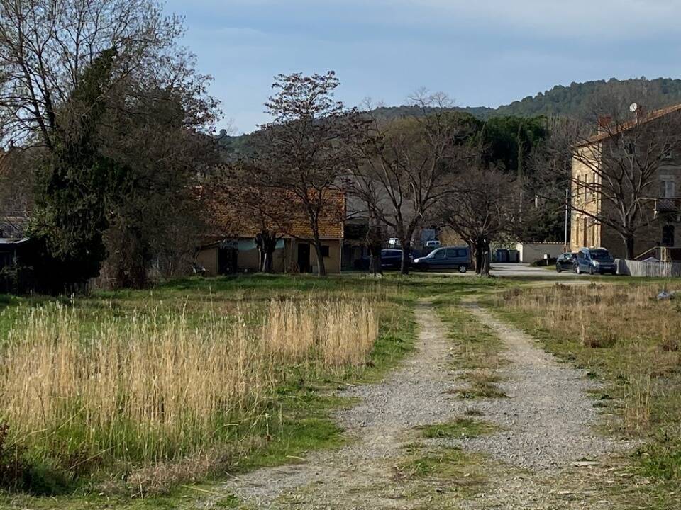 Terrain à BIZE-MINERVOIS