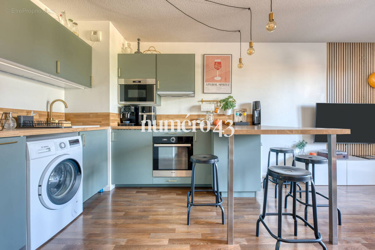 Appartement à VILLENAVE-D'ORNON