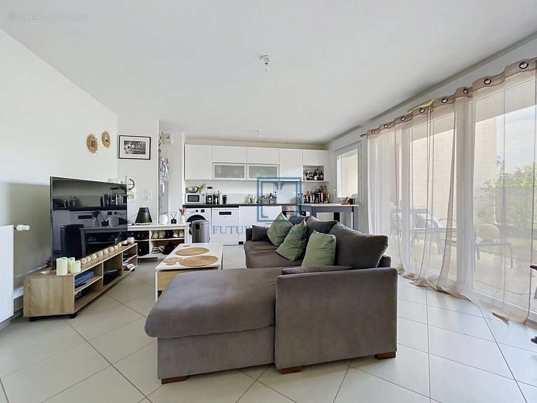 Appartement 44 m² à Elancourt  - photo 4