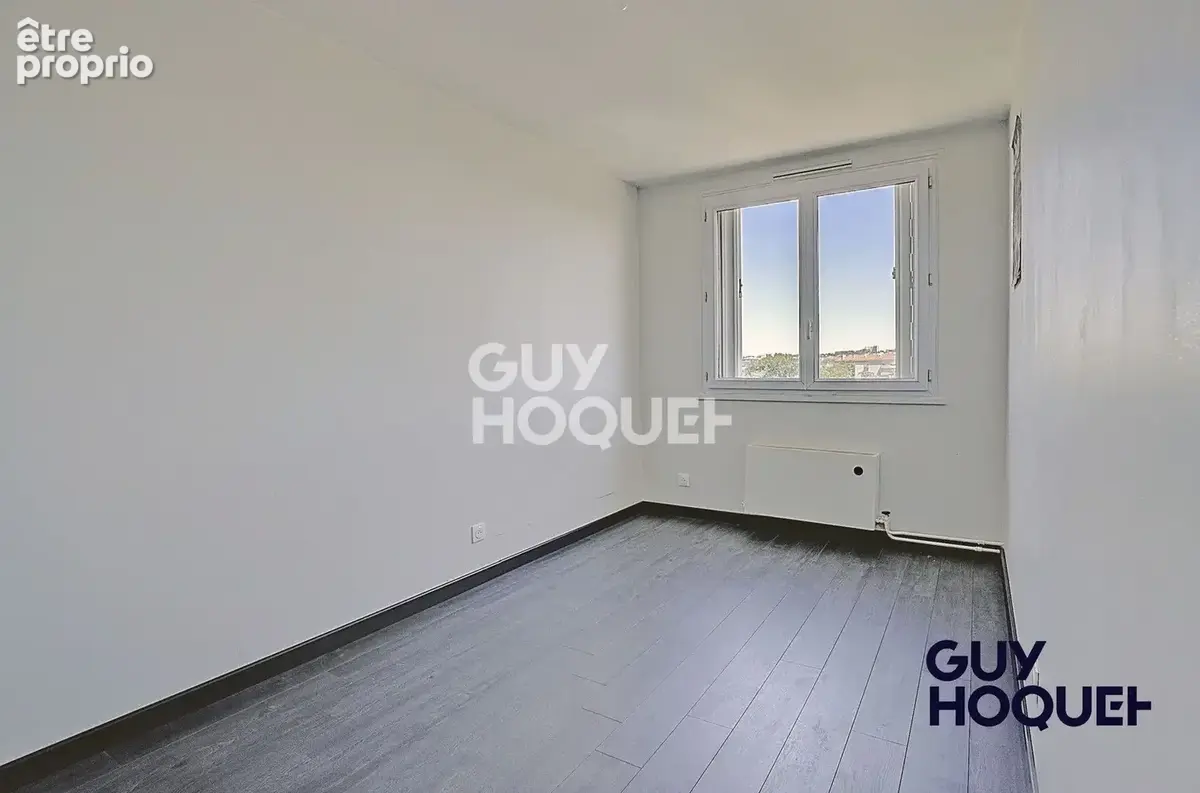 A vendre - Appartement vue Monts du Lyonnais - Lyon 5 - 6 pièces - 109 m2 - photo 6