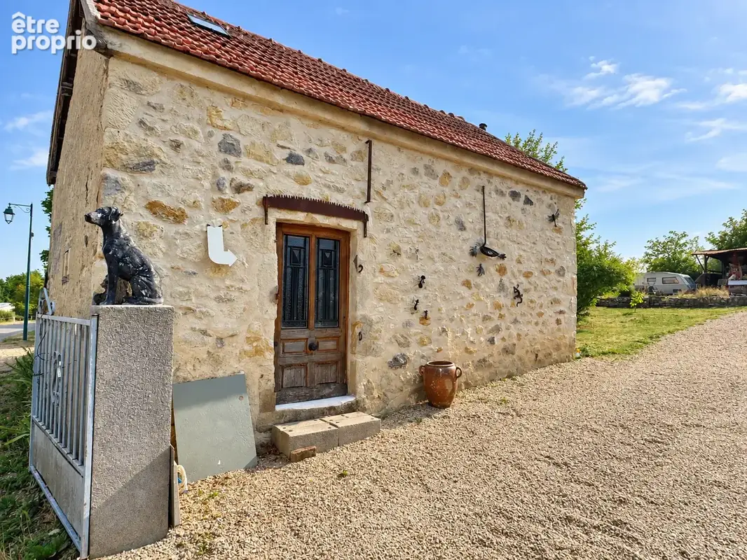 Trois espaces d'habitation   Dépendances et autonomie énergétique - photo 15