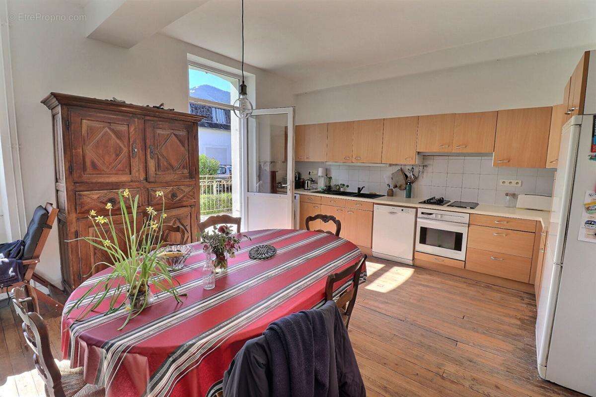 Maison à SAINT-PE-DE-BIGORRE