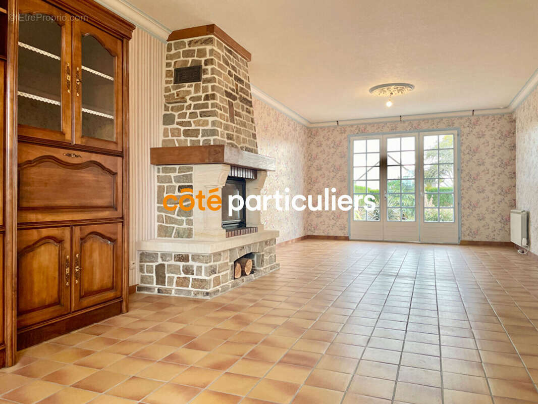 Maison à REMILLY-SUR-LOZON